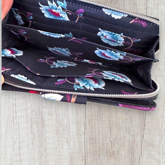 New Vera Bradley Performance Twill Turnlock Wallet - Mayfair in Bloom - Picture 6 of 6
